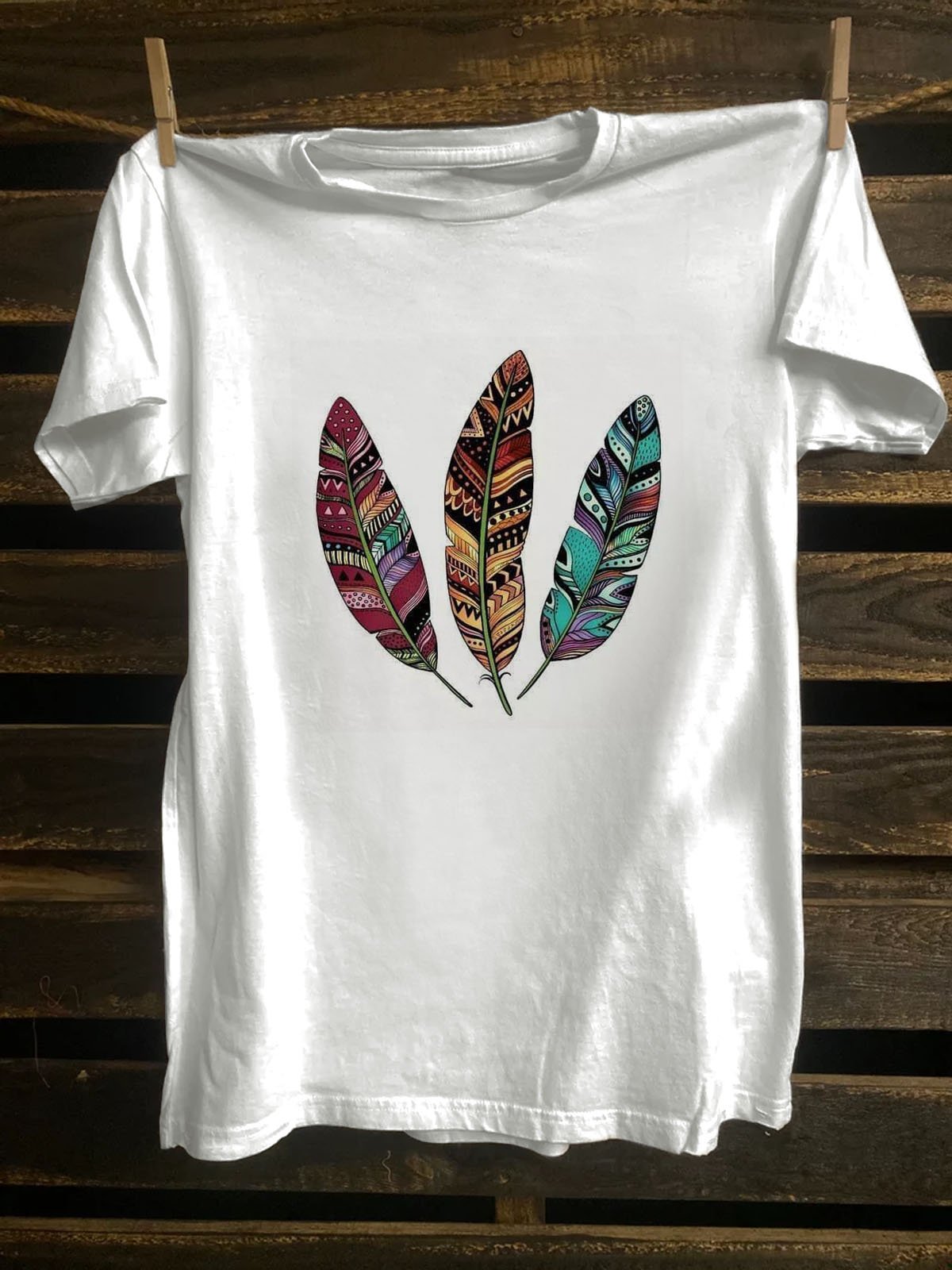 Western Style Feather Pattern T-Shirt