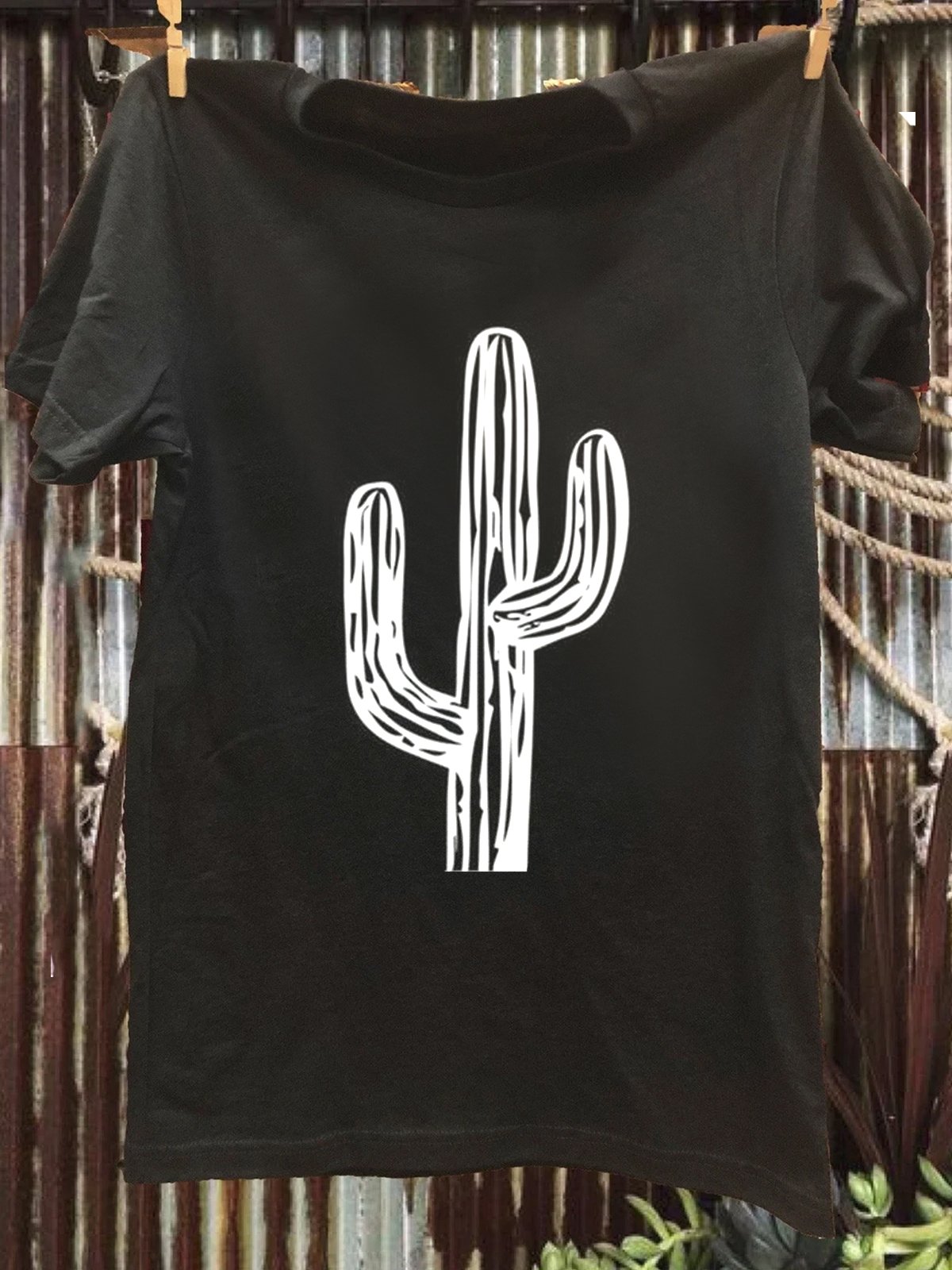 Western Style Cotton-Blend Cactus T-Shirt