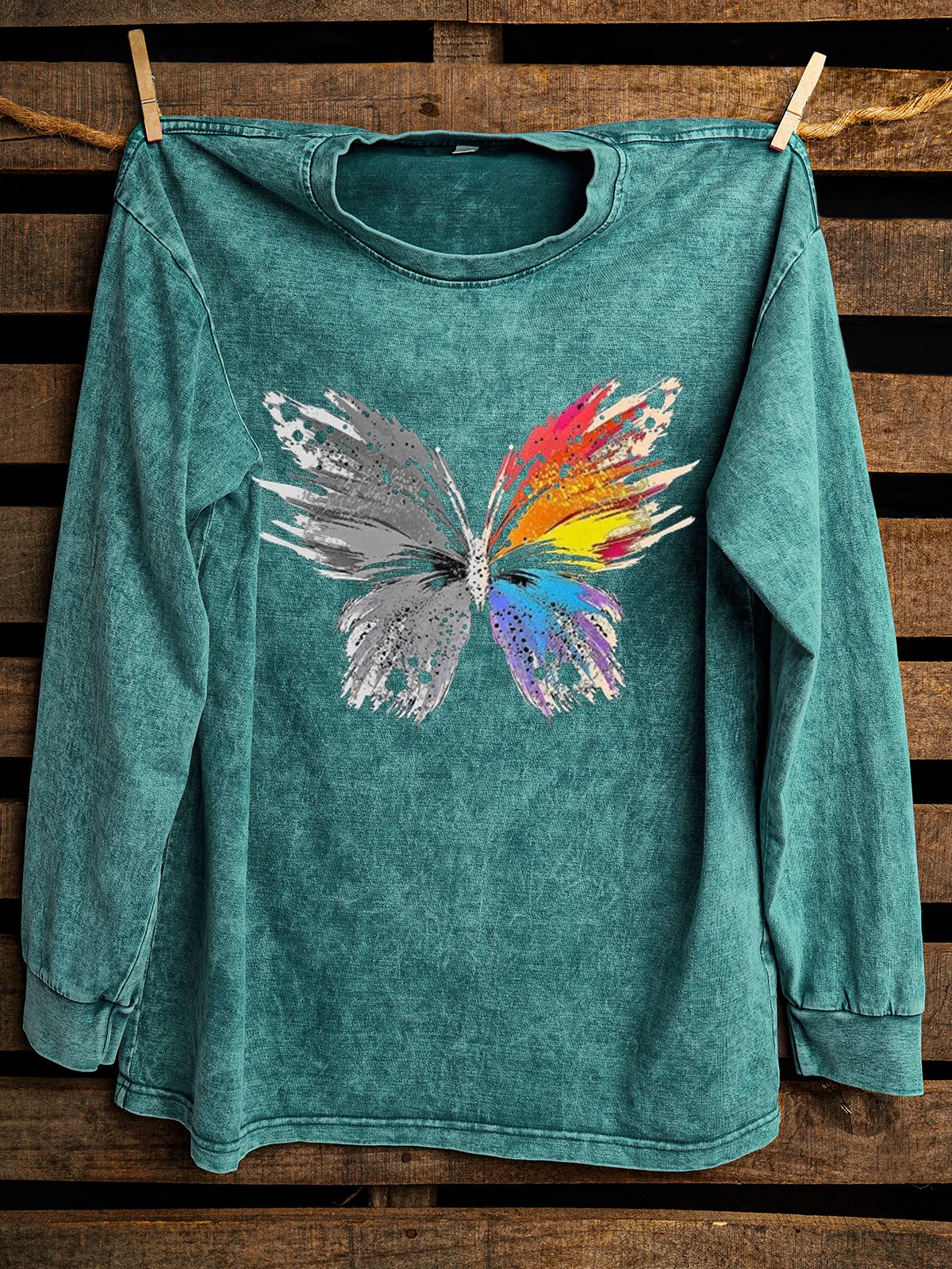 Western Style Distressing Butterfly Cotton Sweatshirt